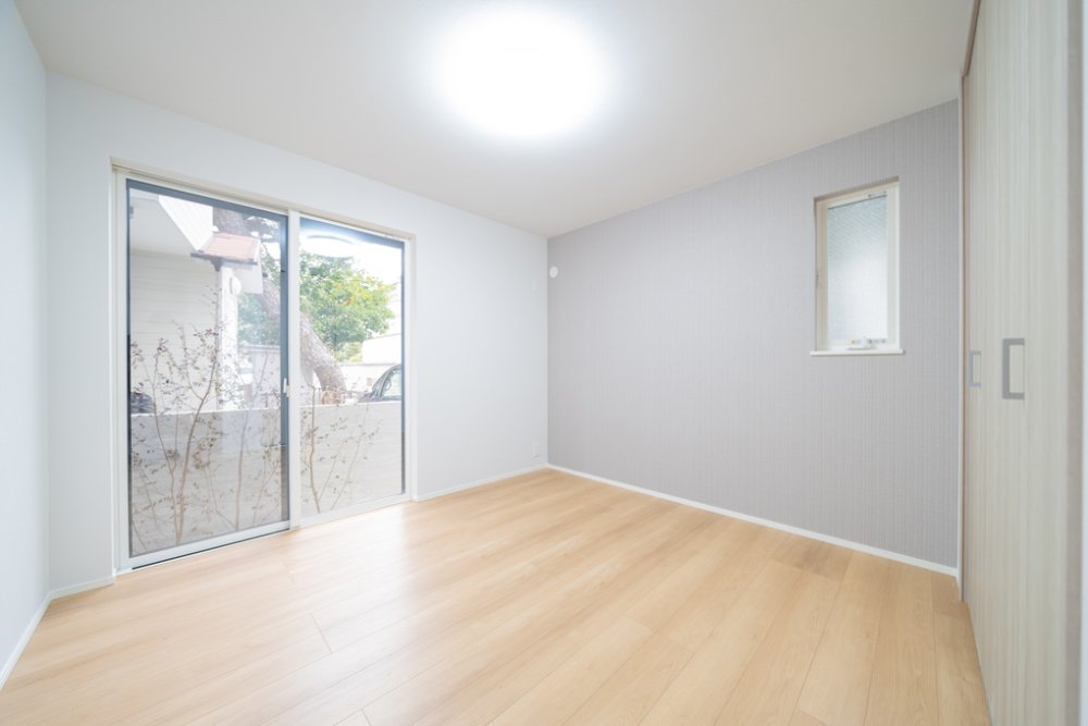 1階 6帖 サービスルーム