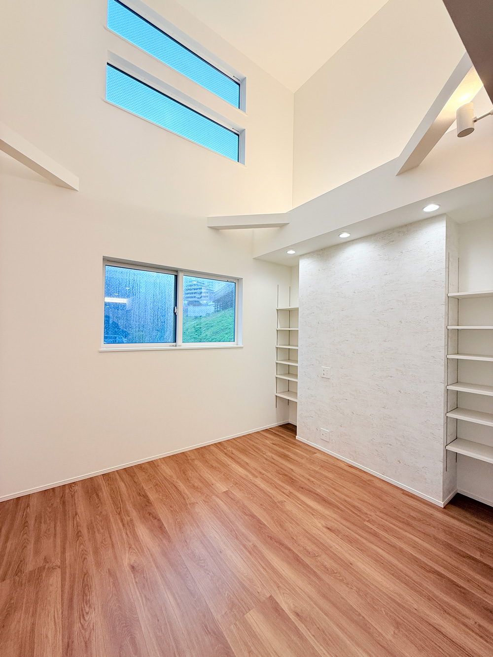 2階リビング吹き抜け